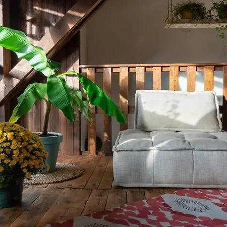Feng Shui In Small Apartment *